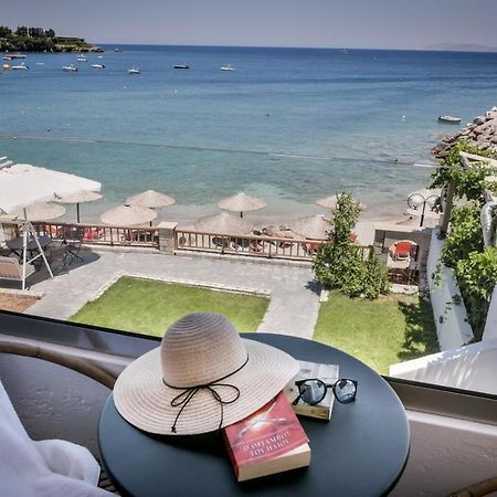 Laia Seafront Luxury Apartments Агия-Пелагия  Экстерьер фото