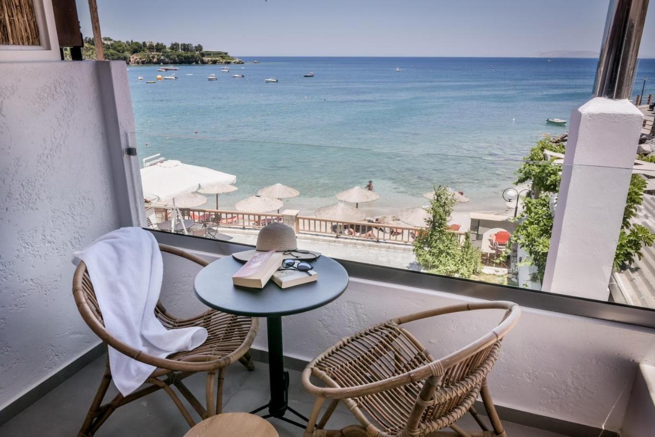 Laia Seafront Luxury Apartments Агия-Пелагия  Экстерьер фото